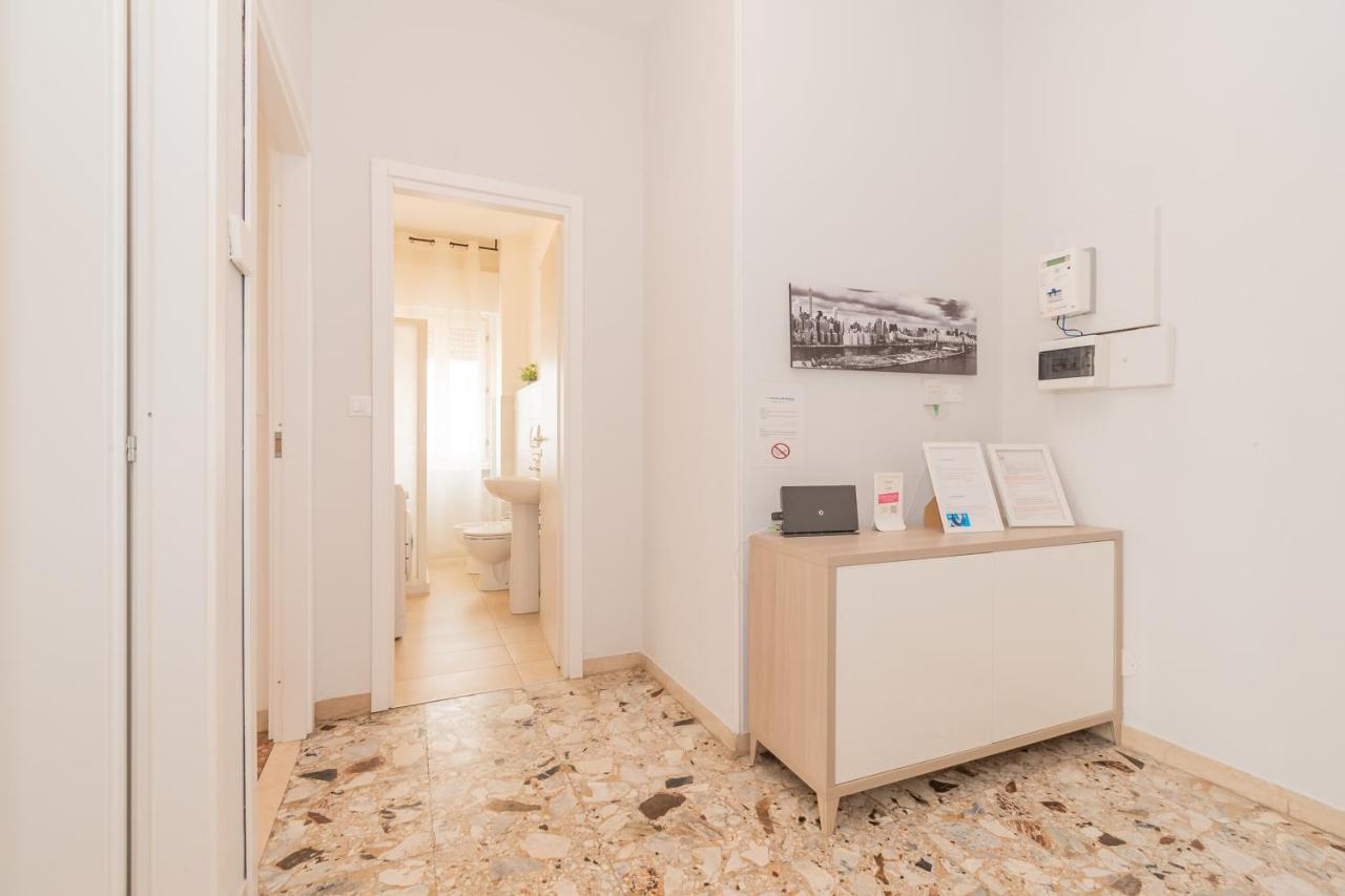 Ospedale Civile 1 - F&L Apartment Brescia Exterior foto